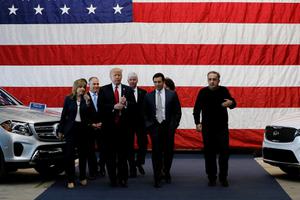 President Trump with U.S. auto industry executives and EPA Administrator Scott Pruitt (second from left) in Ypsilanti, Michigan.