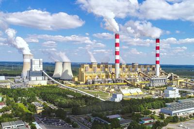 The Bełchatów coal plant near Bełchatów, Poland.
