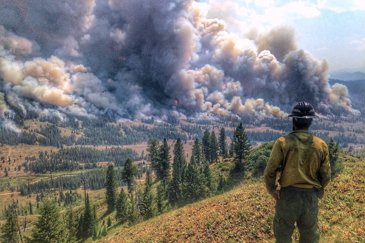 Warming Responsible for Two-Thirds of Emissions from Western Wildfires