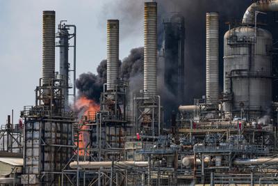 A 2023 fire at a Shell petrochemical plant in Houston. The plant was recently granted a two-year exemption from the HON rule.