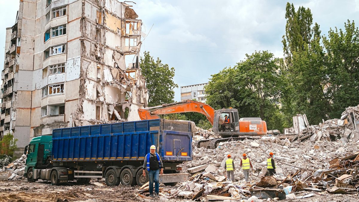 From Ruins to Reuse: How Ukrainians Are Repurposing War…