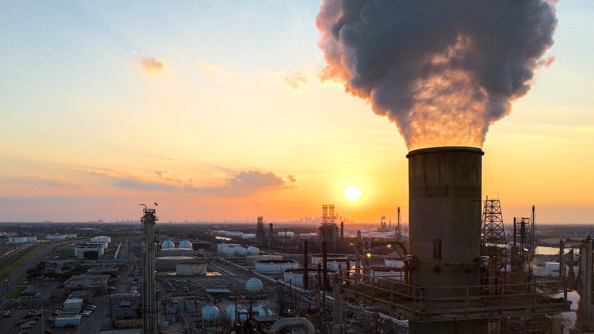 photo of World on Track for 2.8 Degrees Celsius of Warming image