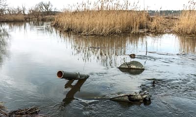 A submerged Russian tank in Moshchun, Ukraine.