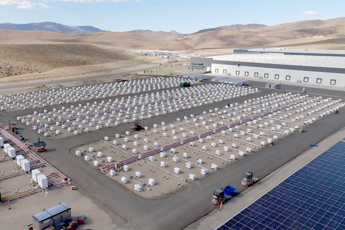 photo of Data Centers are Helping Fuel a U.S. Battery Boom image