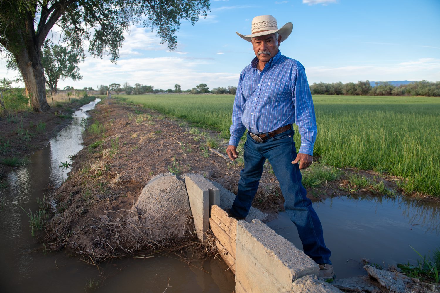 The Vanishing Rio Grande: Warming Takes a Toll on a Legendary River - Yale E360 The Vanishing Rio Grande: Warming Takes a Toll on a Legendary River - Yale E360