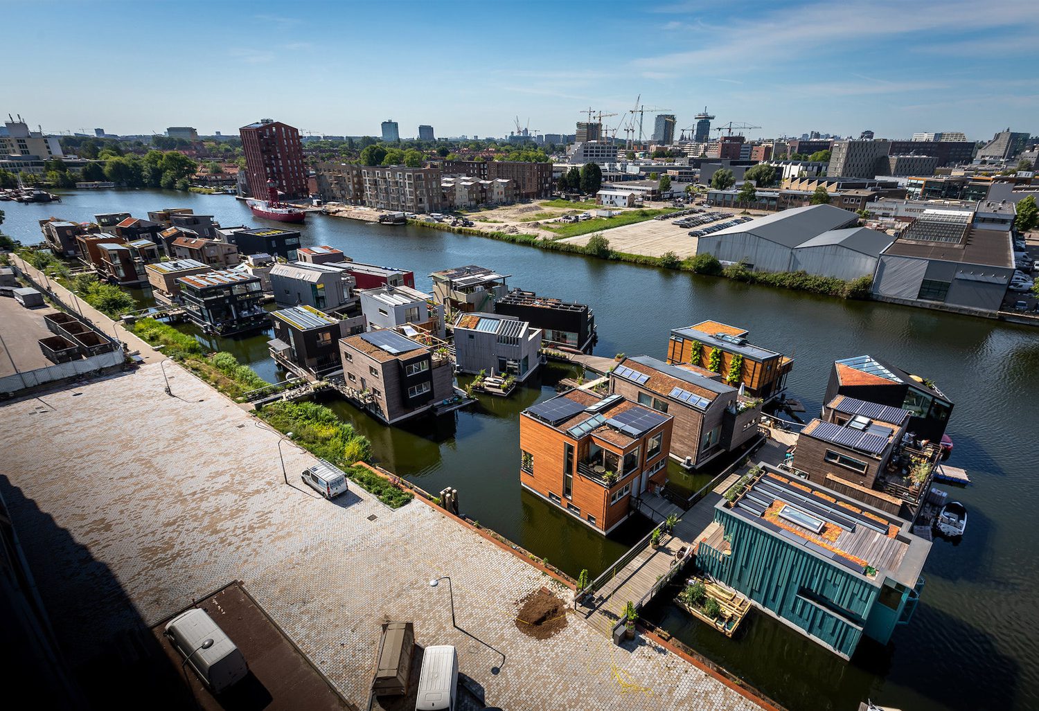 Dutch Floating Building Embracing a Wetter Future, the Dutch Turn to Floating Homes - Yale E360