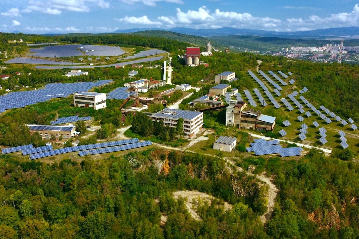 Dozens of Countries See Their Economy Grow as Emissions Fall