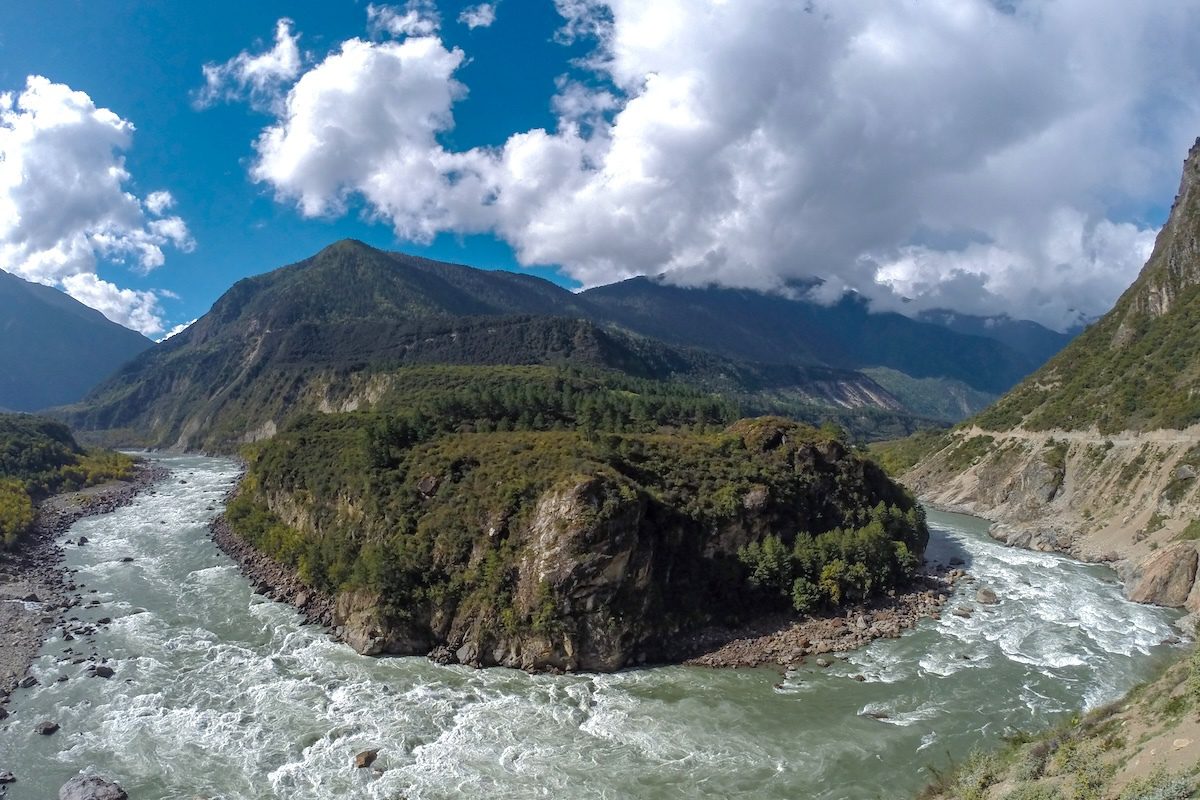In China, Scientists See Risks from Massive Dam Project on…